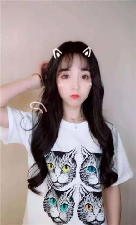 网红季憨憨黑料,揭秘网红背后的真相